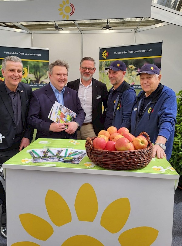 GR Josef Taucher, Bürgermeister Michael Ludwig, Präsident Rohrhofer, Gerhard Grundböck, Günter Farnberger