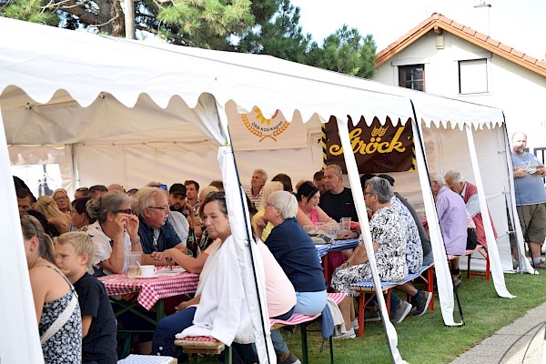 Das freundschaftliche Miteinander stand beim Jubiläumsfest im Mittelpunkt.